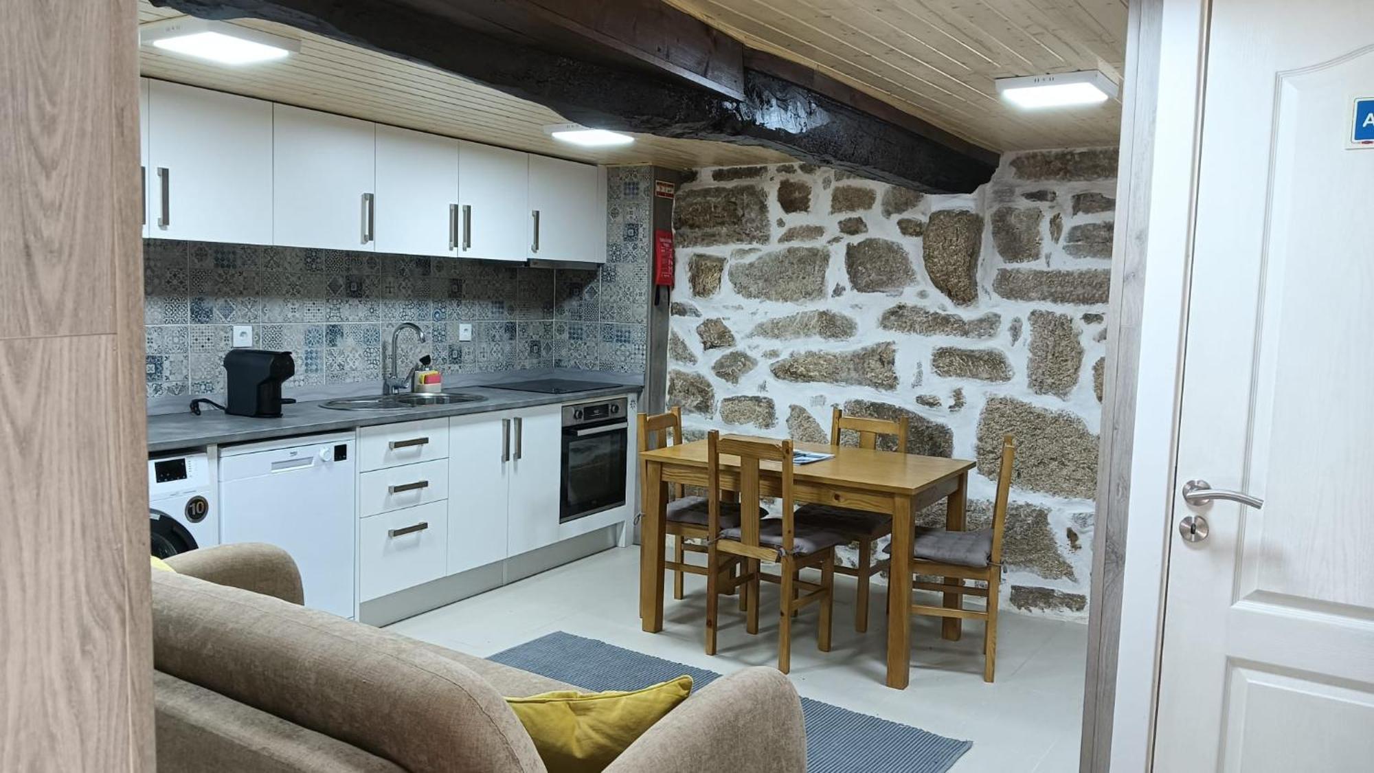 Casa Do Forno D'Aldeia Lägenhet Moucos Exteriör bild